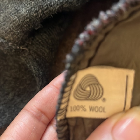 Vintage Wool Poncho/Cape with Pockets and Buttons top to bottom/ O/S - Picture 4 of 12